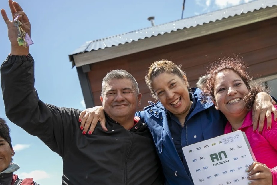 El Gobierno Provincial entreg otras 100 viviendas en Bariloche
